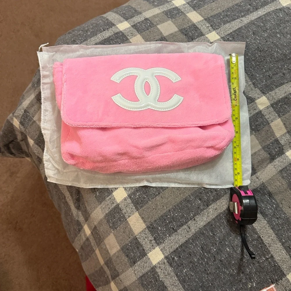Chanel Precision VIP Promotion Crossbody Fuzzy Pink Bag - Picture 2 of 7